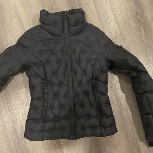 Black xs north face puffer
